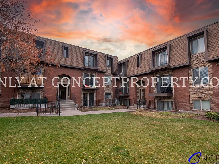 Cottonwood Heights — Photo 37