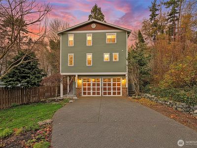 902 Madrona Beach Road, Camano Island, WA, 98282