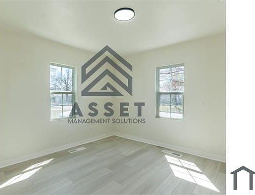 5th image of 3209 NW 31st St