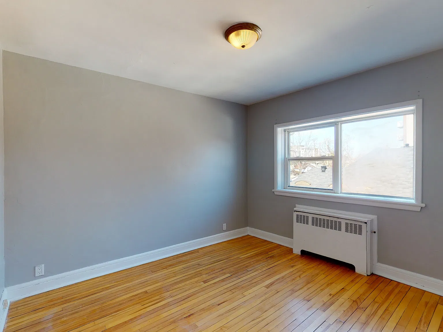 240 Osgoode Street — Photo 3
