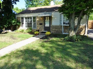 1511 Shermer Rd, Northbrook, IL 60062