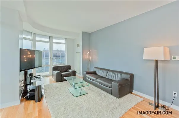 Rented by (Legacy) Elegran | media 18