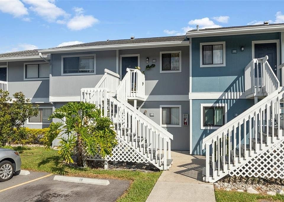 1st image of 6033 34th St W APT 17