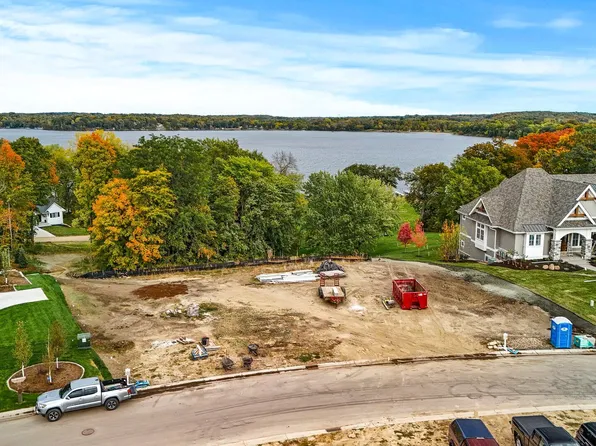 4946 Bridgevine Way, Independence, MN 55359