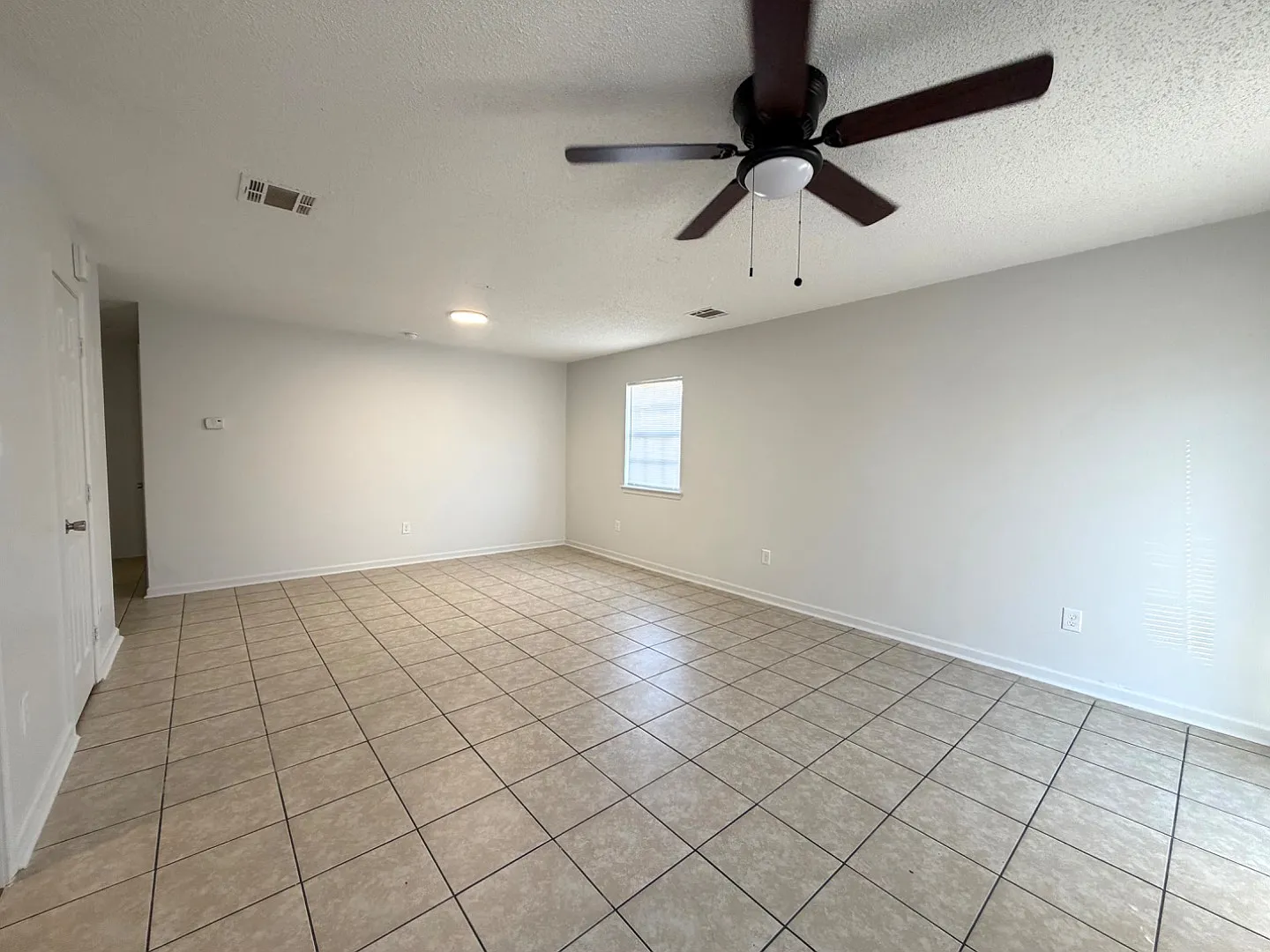 500 Berlin St - Unit B — Photo 2