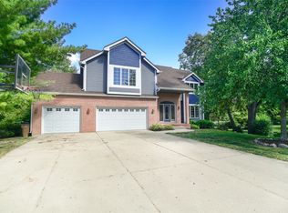 2035 NW 129th St, Clive, IA 50325