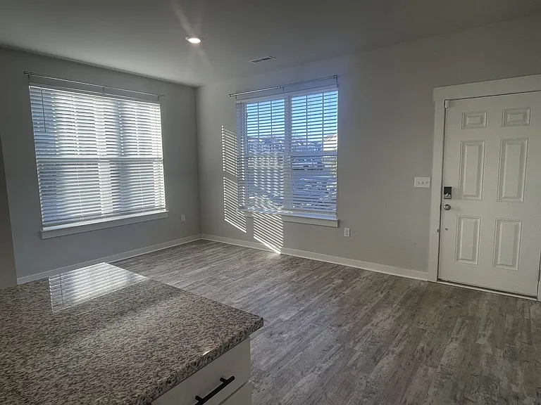 4245 Gandalf Ln — Photo 4