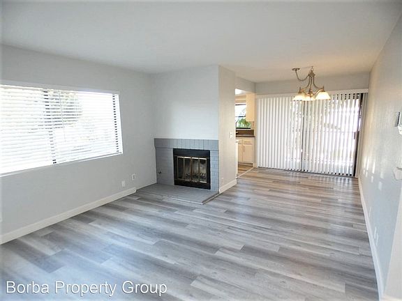 5th image of 1066 Roswell Ave APT 201