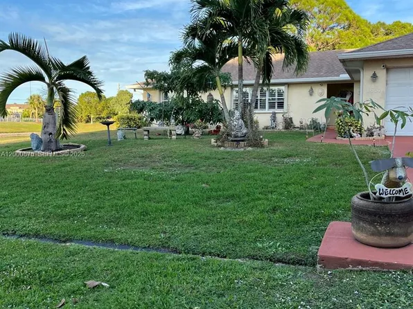 1637 SW Taurus Ln, Port Saint Lucie, FL 34984