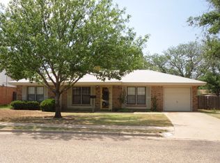 6704 Temple Ave, Lubbock, TX 79412
