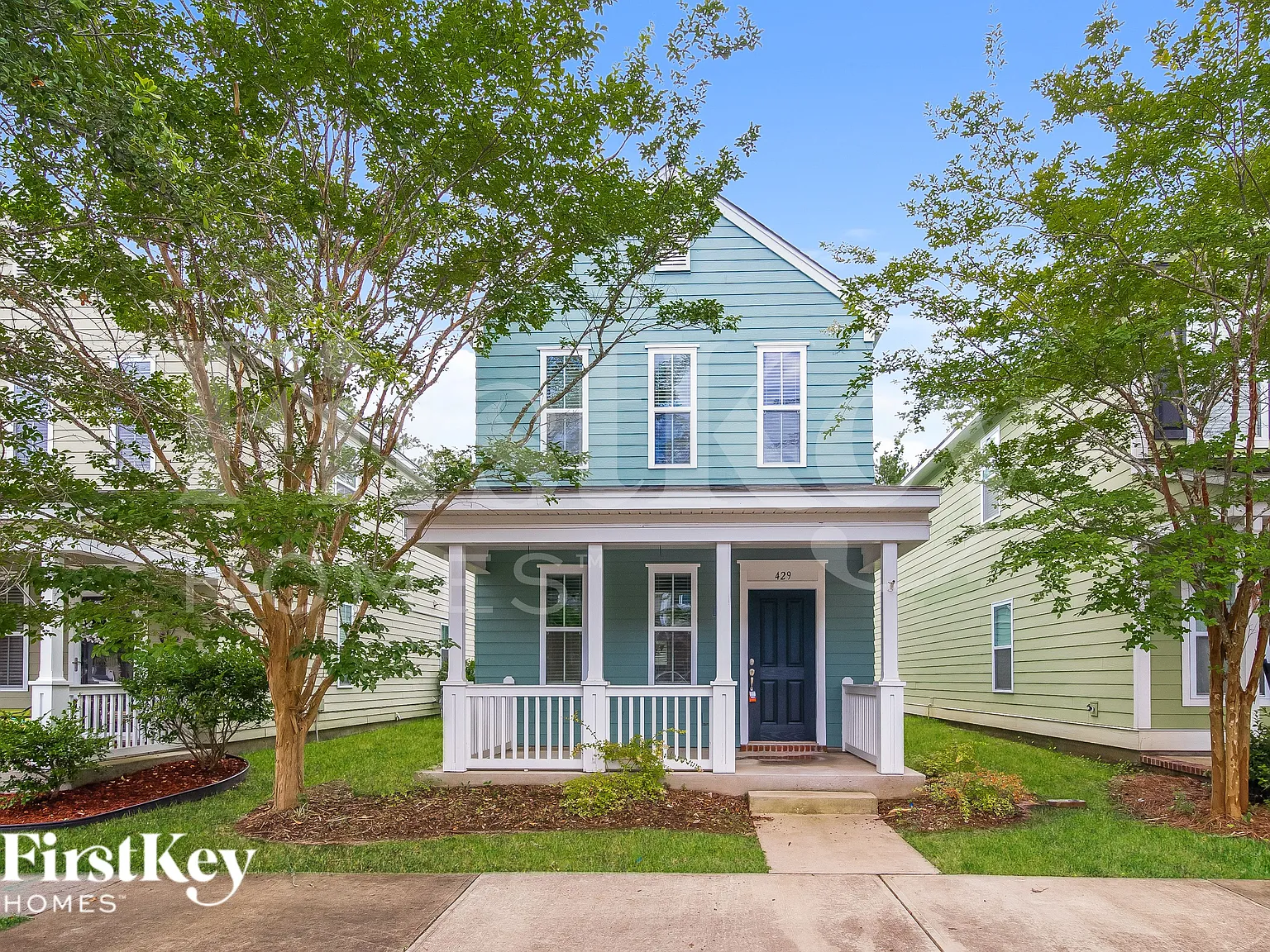 3 bed, 2.5 bath, 1320 sqft, $2,075 — Photo 1