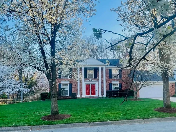 11060 Powder Horn Dr, Potomac, MD 20854