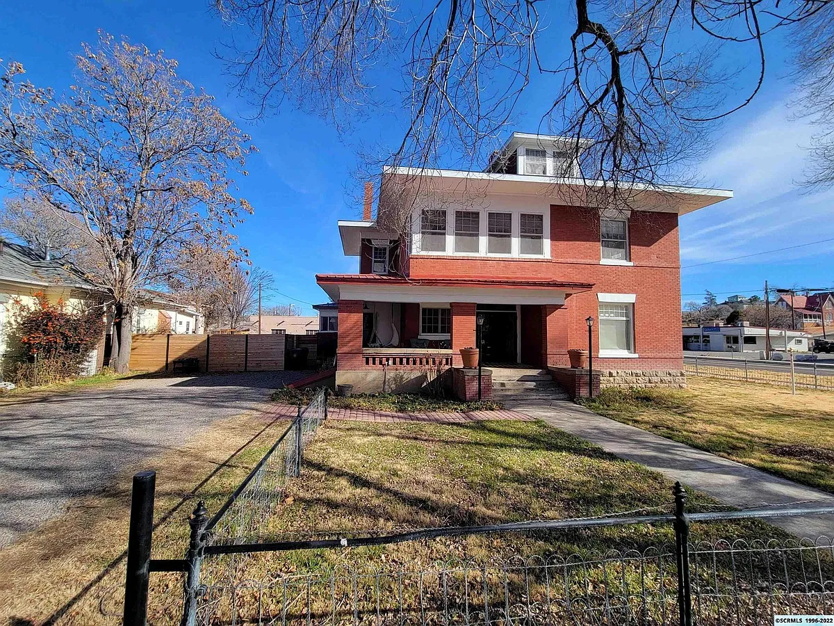 902 N Santa Rita St — Photo 1