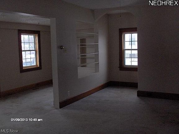 2nd image of 12105 Easton St NE