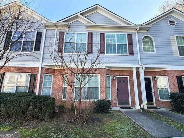 2568 Walden Lake Dr, Decatur, GA 30035