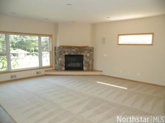 3rd image of 2911 174th Ave NE