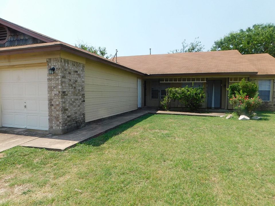 1st image of 1811 Prairie Knoll Ct #A