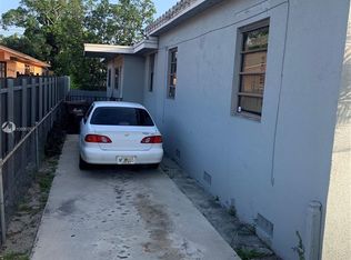 352 E 17th St #0, Hialeah, FL 33010