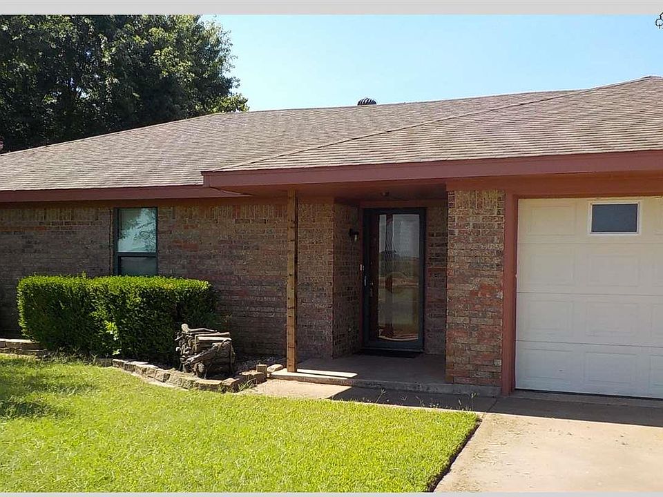 1st image of 1218 Sycamore Dr