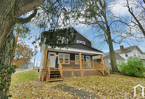 5th image of 704 N Dawson Ave
