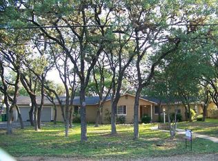 115 Donella Dr, Hollywood Park, TX 78232