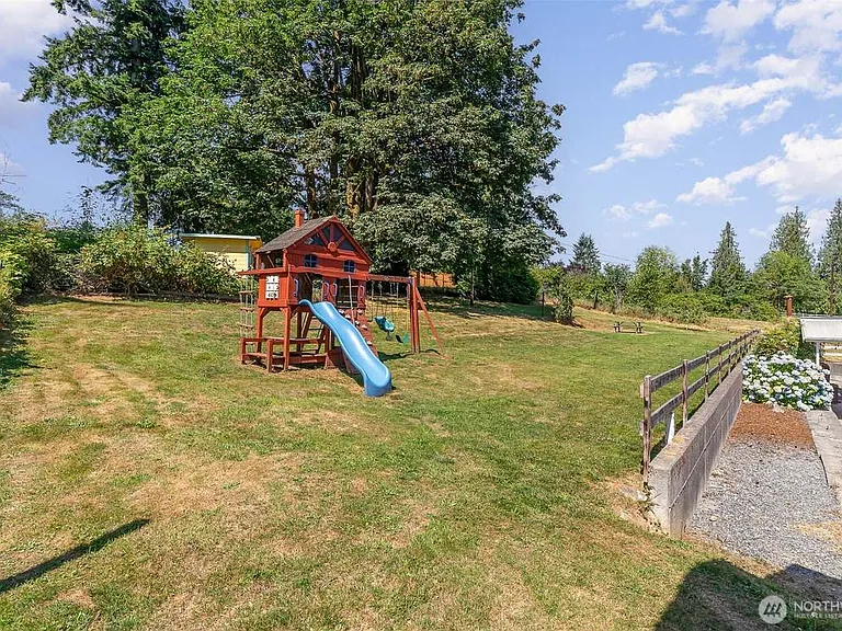 8714 E Sunnyside School Rd — Photo 12