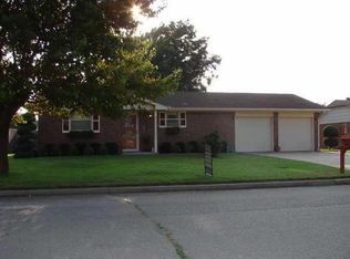 2726 S Villa Dr, El Reno, OK 73036