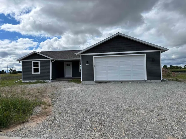 W6681 School Rd, Greenville, WI 54942