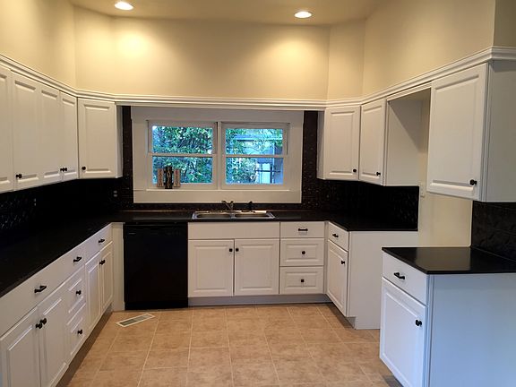 5th image of 317 S Price Ave