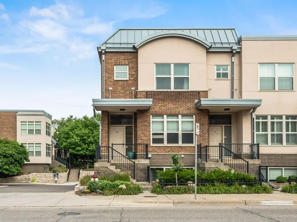 221 1st Ave NE APT 48, Minneapolis, MN 55413