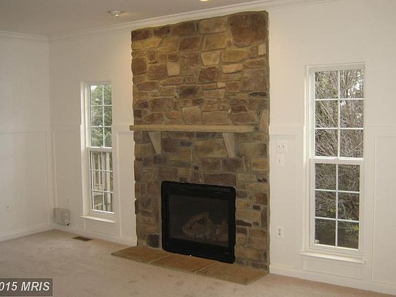 3rd image of 2114 Blue Spruce Dr
