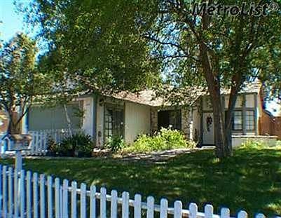 1st image of 610 Turnstone Dr