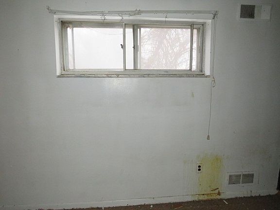 2nd image of 326 Jean Dr