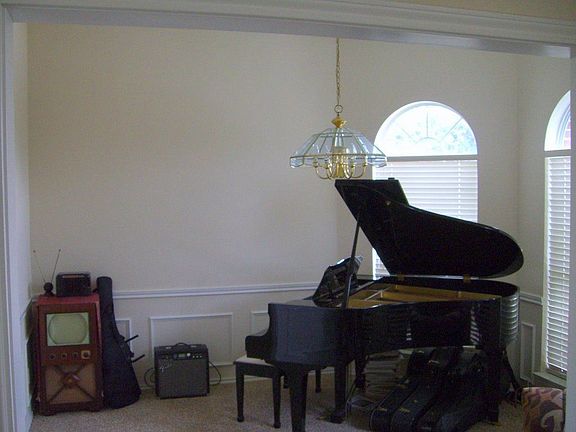 2nd image of 1457 Bobing Dr