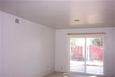 4th image of 416 Lindley Dr