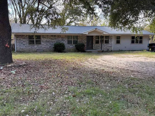 124 County Road 4108, Daingerfield, TX 75638