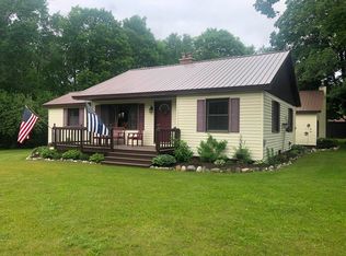 14438 Hebron Mail Route Rd, Cheboygan, MI 49721