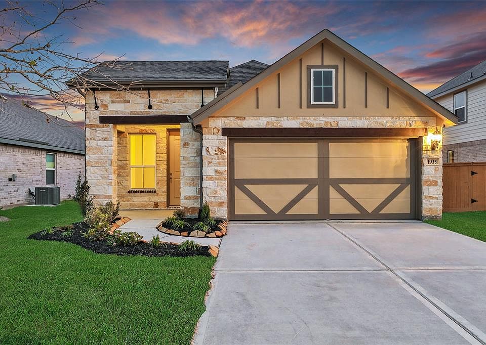 1st image of 12328 Murano Dr