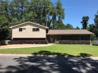 2202 N Sherwood Dr, Valdosta, GA 31602