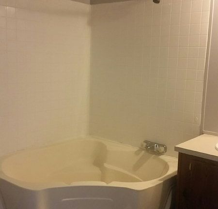 4th image of 355 Malibu Dr
