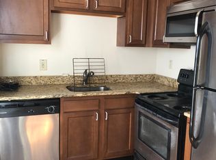 647 N New St #4, Bethlehem, PA 18018