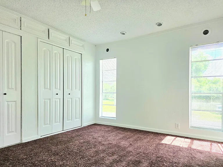 6331 Siers St #B — Photo 10