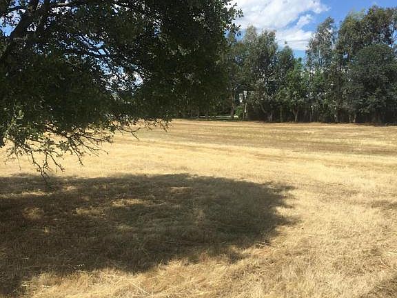 2nd image of 19606 Lake California Dr