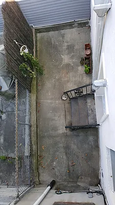 Rented by Bezell Group | media 9