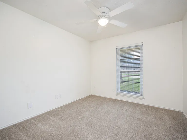 4128 Liverpool Dr — Photo 6