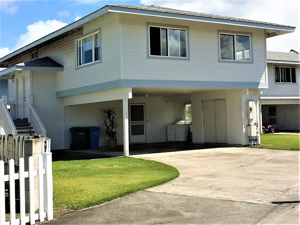 Exterior view of house, Upstairs Unit.