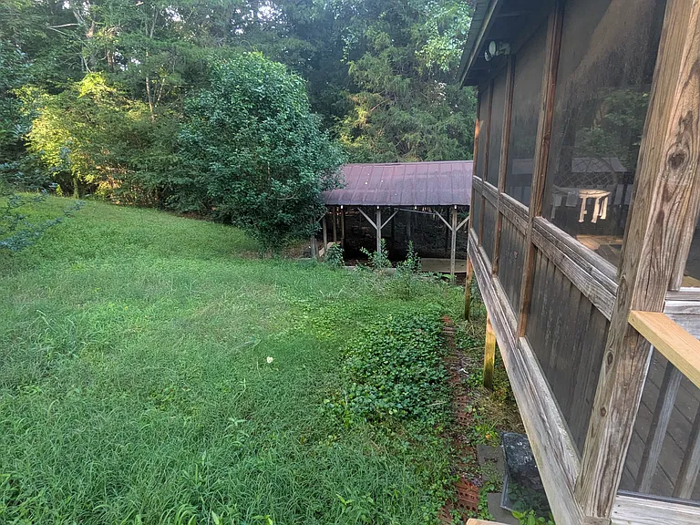 Bogue Rd — Photo 12