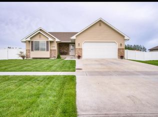 1038 N Preston Dr, Idaho Falls, ID 83401