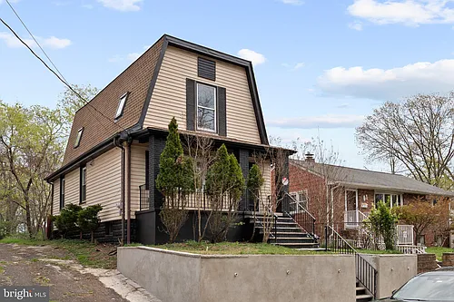 255 S 6th Ave Photo 1