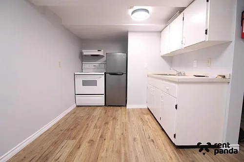 96 Melvin Ave Photo 1